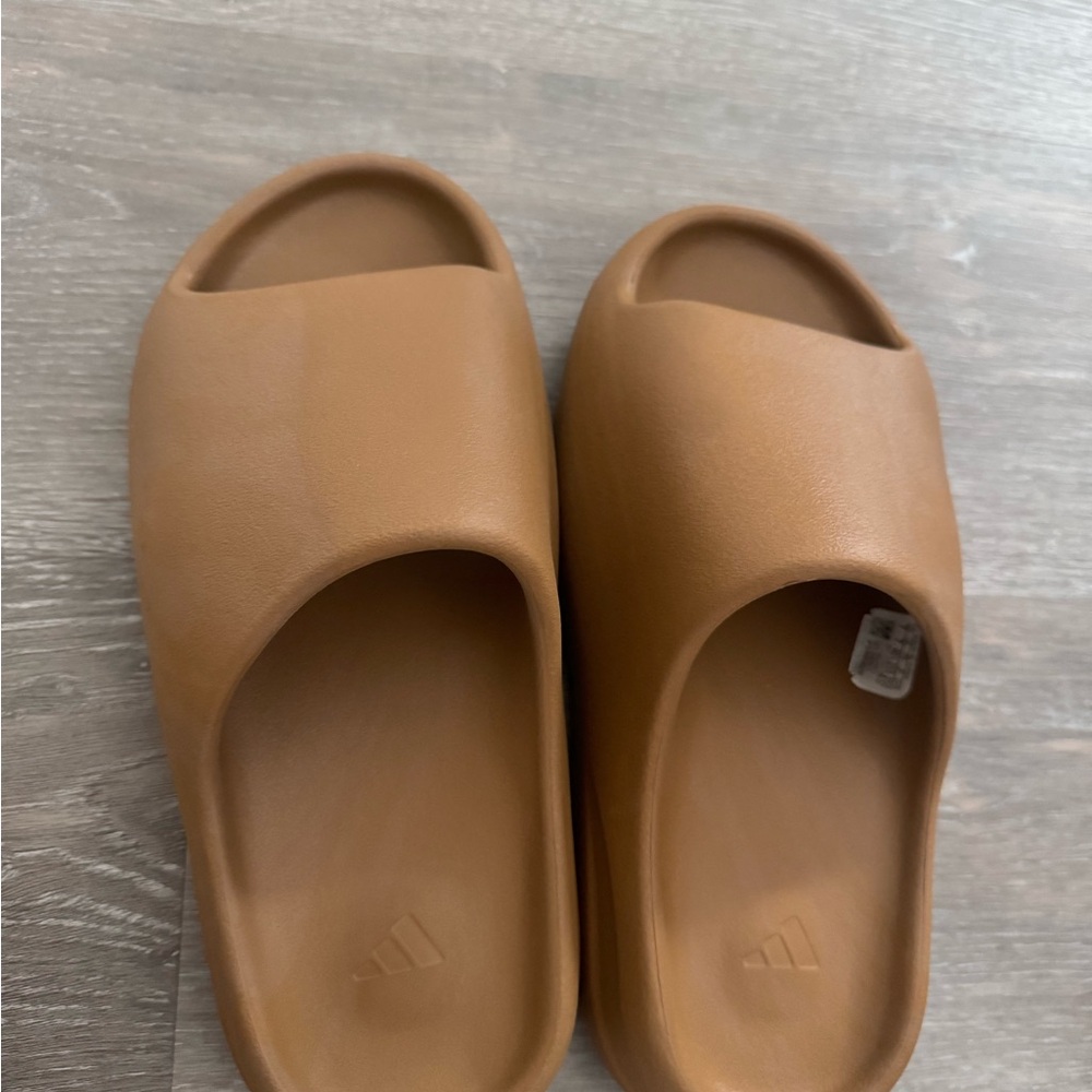 Yeezy Slide “Ochre” | Authentic | Comfort Slide